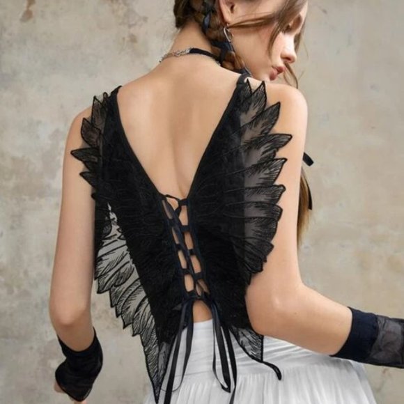 Medium 8/10 ROMWE Fairycore Wing Lace Up Backless Cami Top - Picture 1 of 3